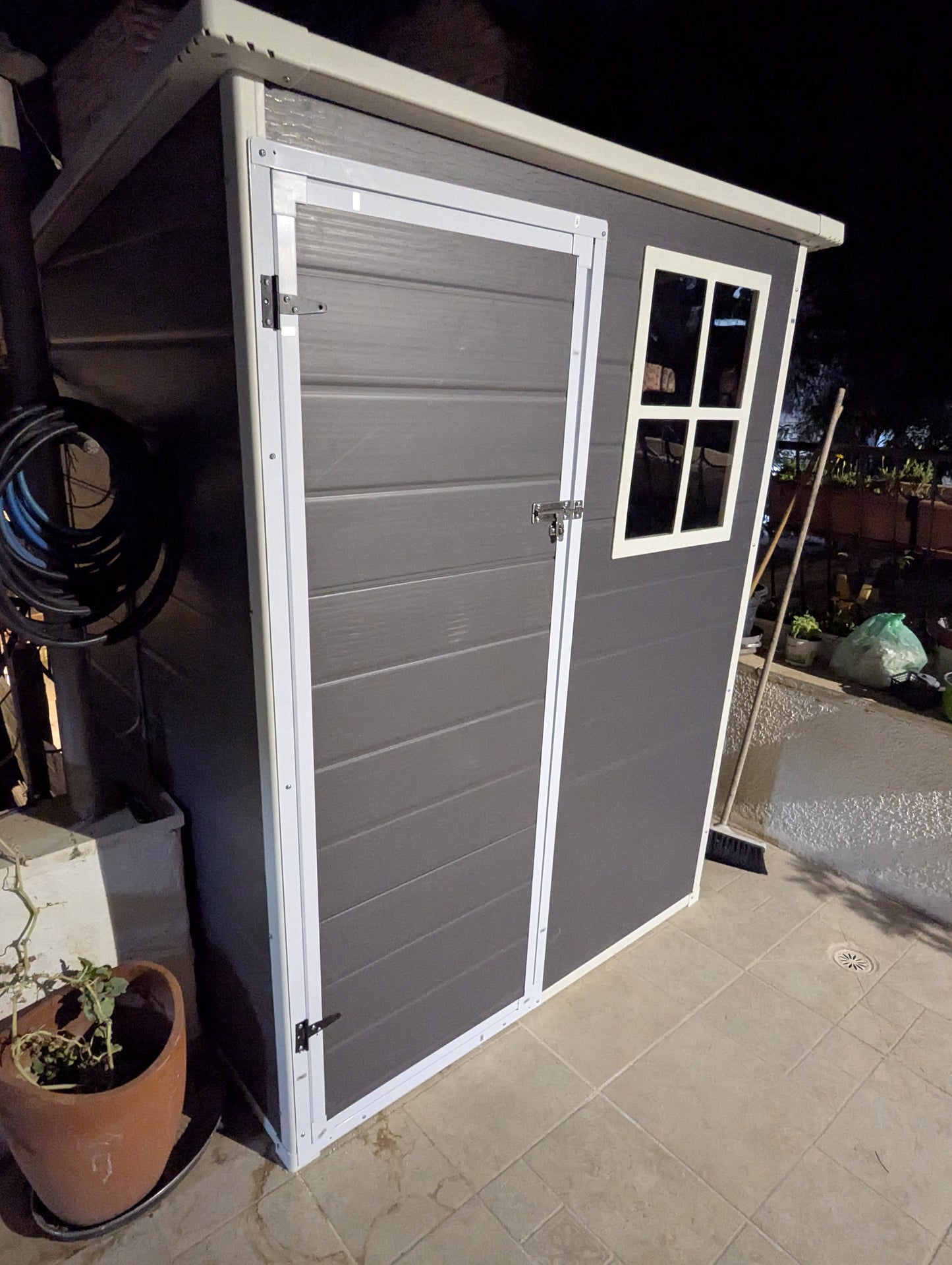 מחסן גינה GreenBox דגם מיכל 138X110